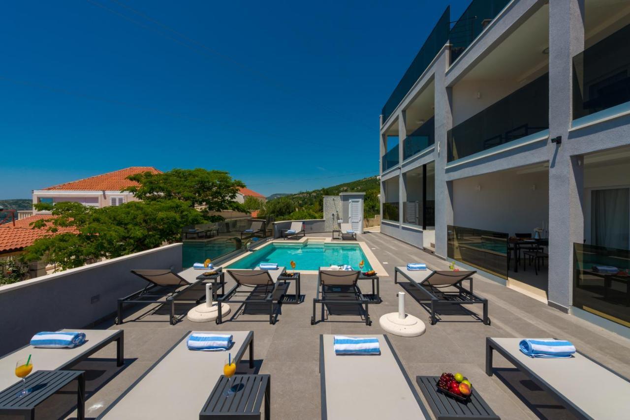Apartments Villa Poco Loco Mlini Exterior photo